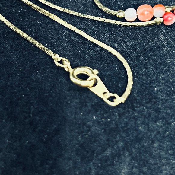 Gold Tone Triangle Chain Necklace With White And Maroon Beads - Picture 7 of 7